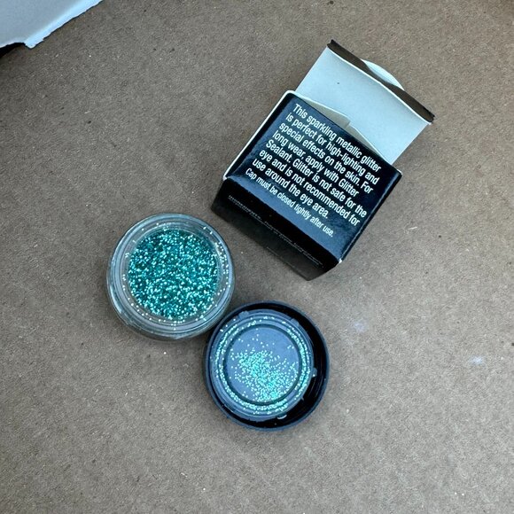 OSP Cosmetics Body Glitter - Picture 1 of 16